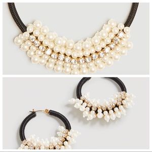 ANN TAYLOR Pearlized Necklace + Earring